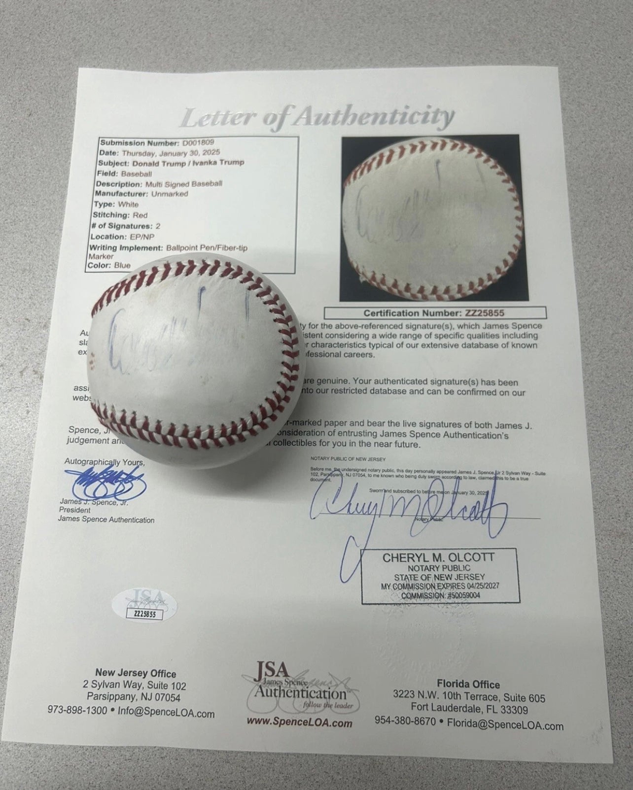 President Donald Trump & Ivana Trump Signed Baseball JSA LOA Certified