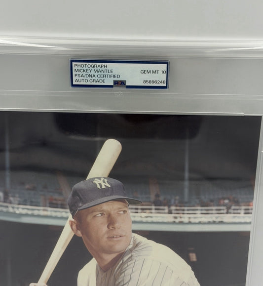 Mickey Mantle New York Yankees Baseball Autographed 8x10 Photo PSA SLAB Grade 10
