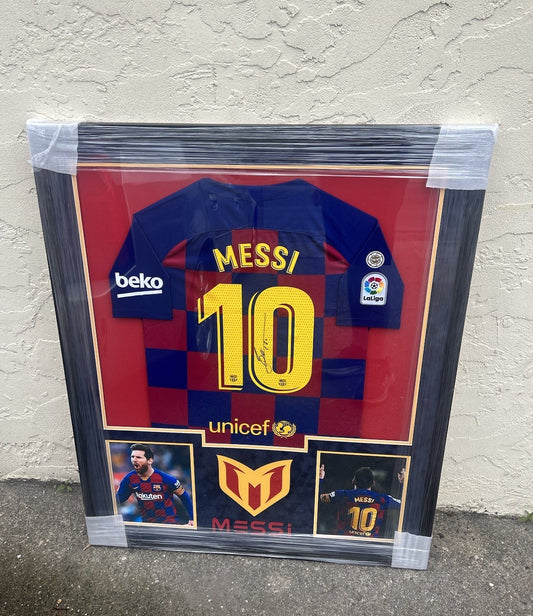 Framed Autographed/Signed Lionel Messi  FC Barcelona Jersey Beckett BAS LOA RARE