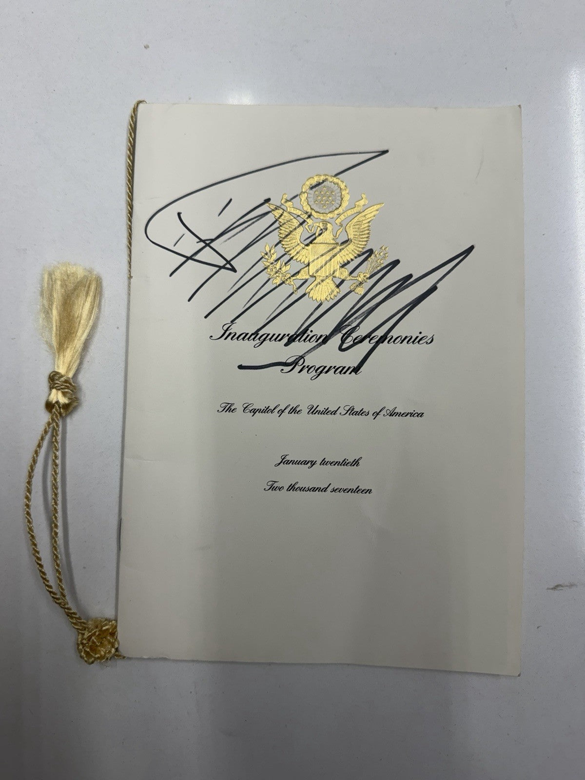 Donald Trump Signed Autograph Inauguration Program Rare 2017 Authentic Auto
