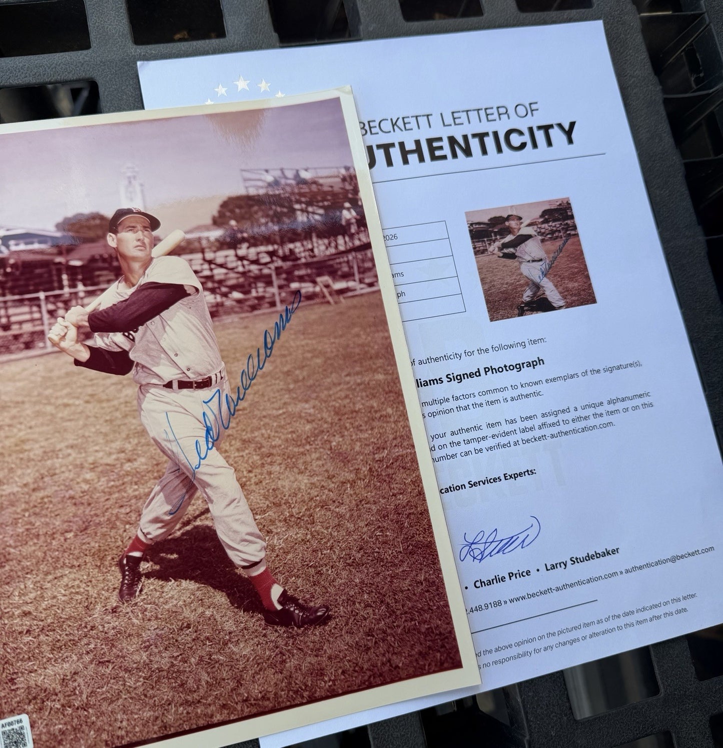 TED WILLIAMS HOF Signed Autograph Auto 8x10 Color Photo Red Sox Beckett COA