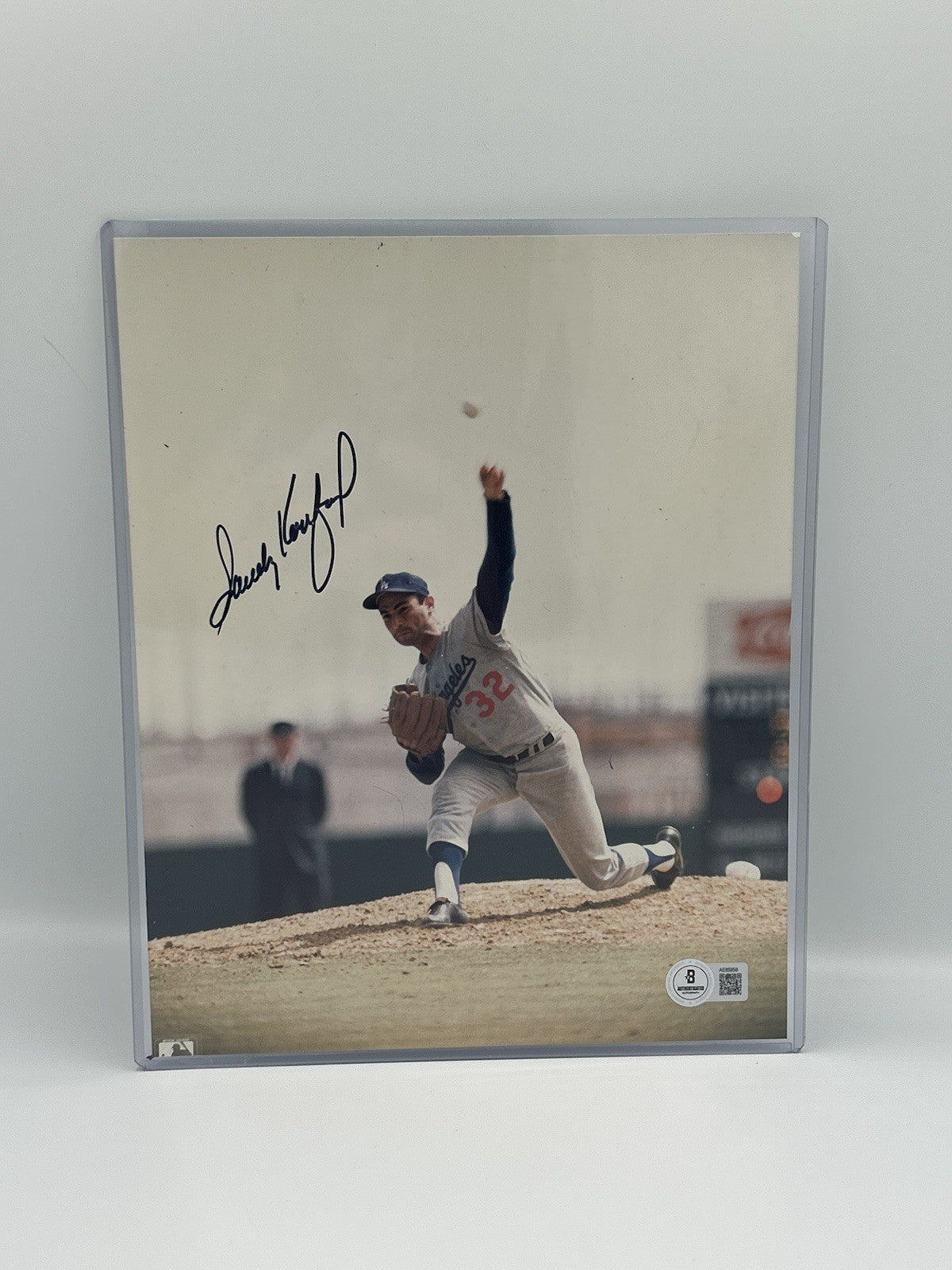 Sandy Koufax Signed Photo 8x10 Dodgers Rare Auto Beckett COA
