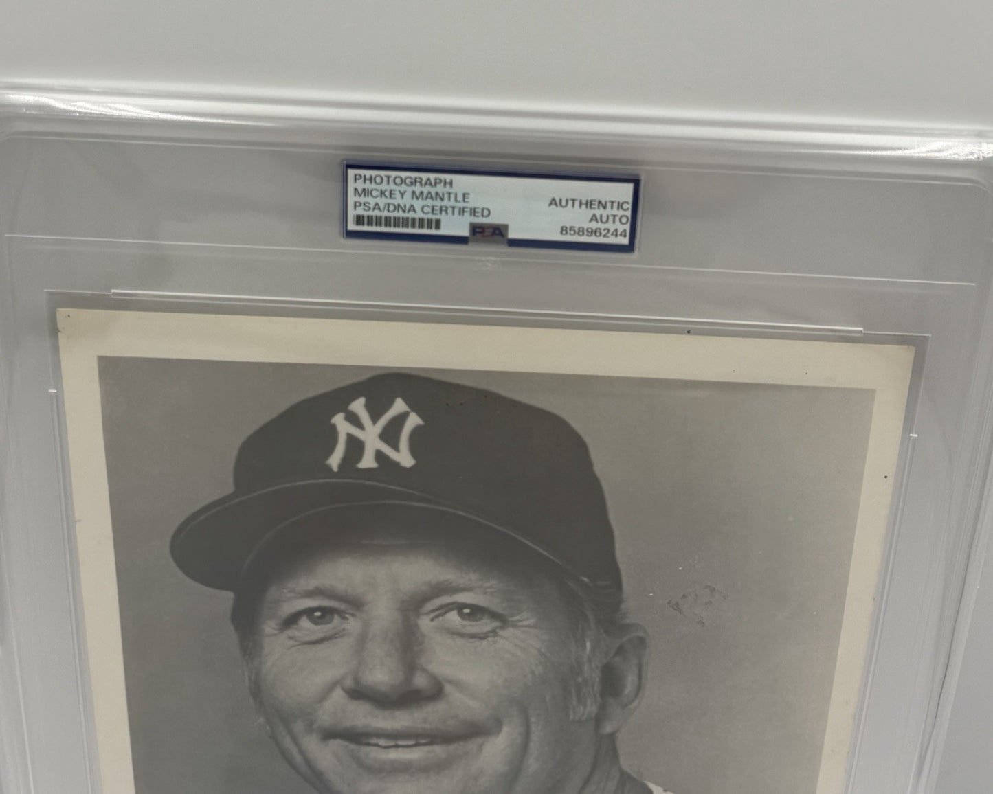 MICKEY MANTLE AUTOGRAPHED 8x10 Photo PSA/DNA SLABBED Photo Rare “TO JOHN”