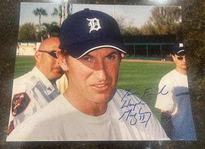 Wayne Gretzky Signed Autograph Auto 8x10 Photo Rare Signature “Your Friend” Insc