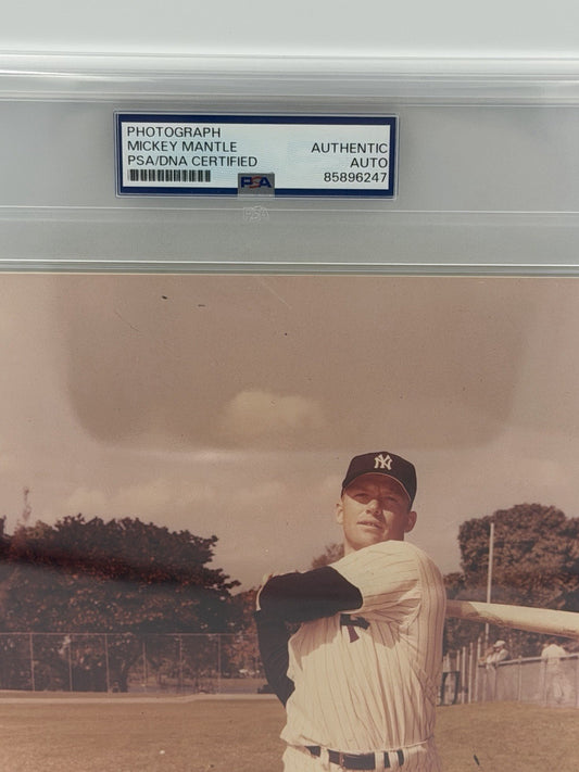 MICKEY MANTLE AUTOGRAPHED 8x10 Photo PSA/DNA SLABBED Photo Rare Signed Photo