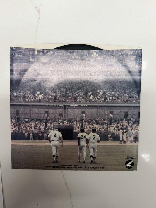 Willie Mays, Mickey Mantle, Duke Snider Multi Signed Record Cover Autograph PSA
