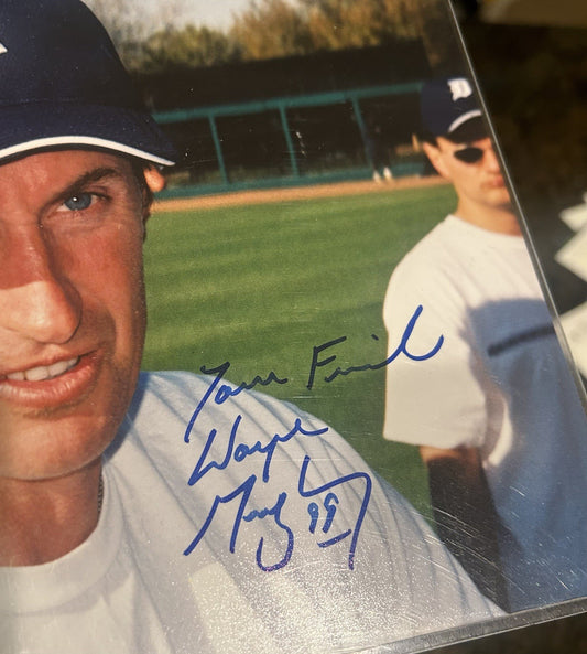 Wayne Gretzky Signed Autograph Auto 8x10 Photo Rare Signature “Your Friend” Insc