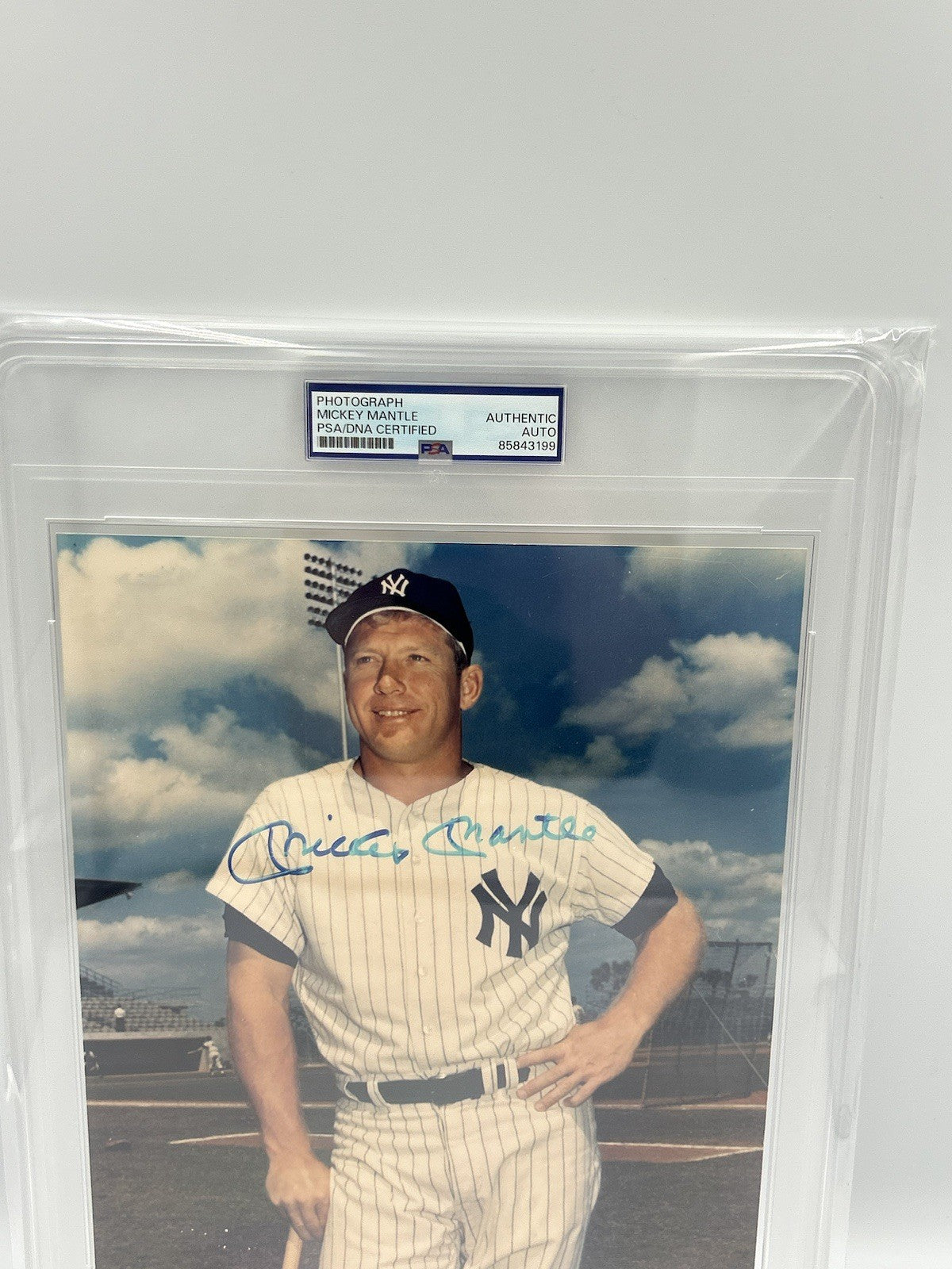 MICKEY MANTLE AUTOGRAPHED 8x10 Photo PSA/DNA SLABBED Photo Rare Signed Photo