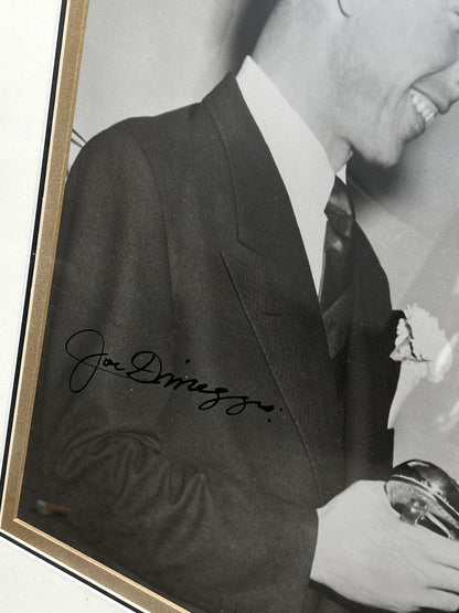 Joe DiMaggio Yankees Autographed signed  16X20 Photo Custom Framed Beckett LOA