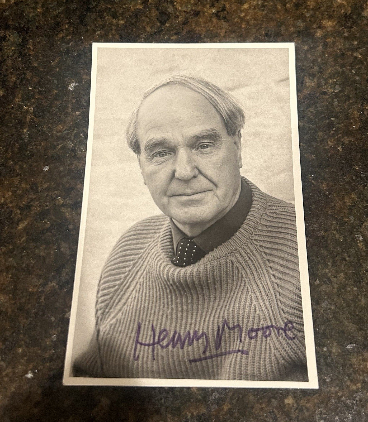 HENRY MOORE SIGNED SILVER GELATIN PHOTO, ENGLISH ARTIST, ABSTRACT SCULPTURES