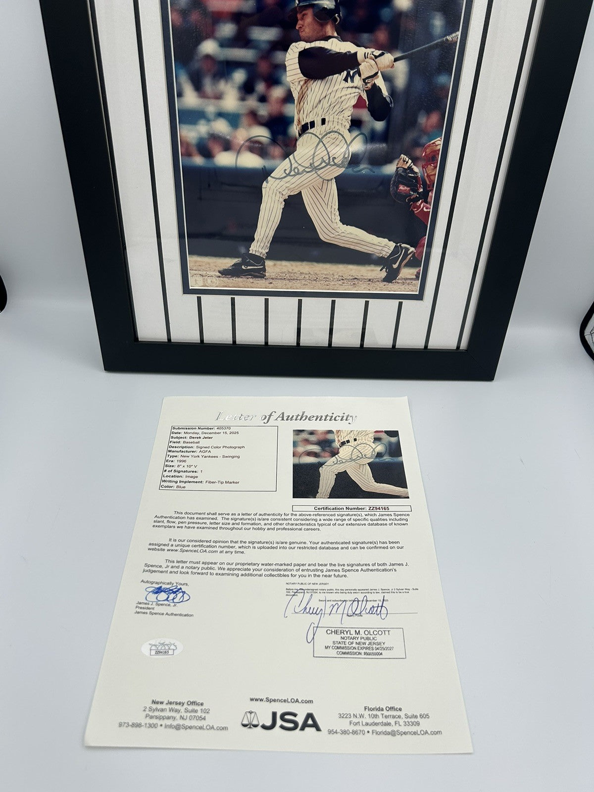 Derek Jeter Autographed Signed 8x10 Photo JSA LOA - Framed
